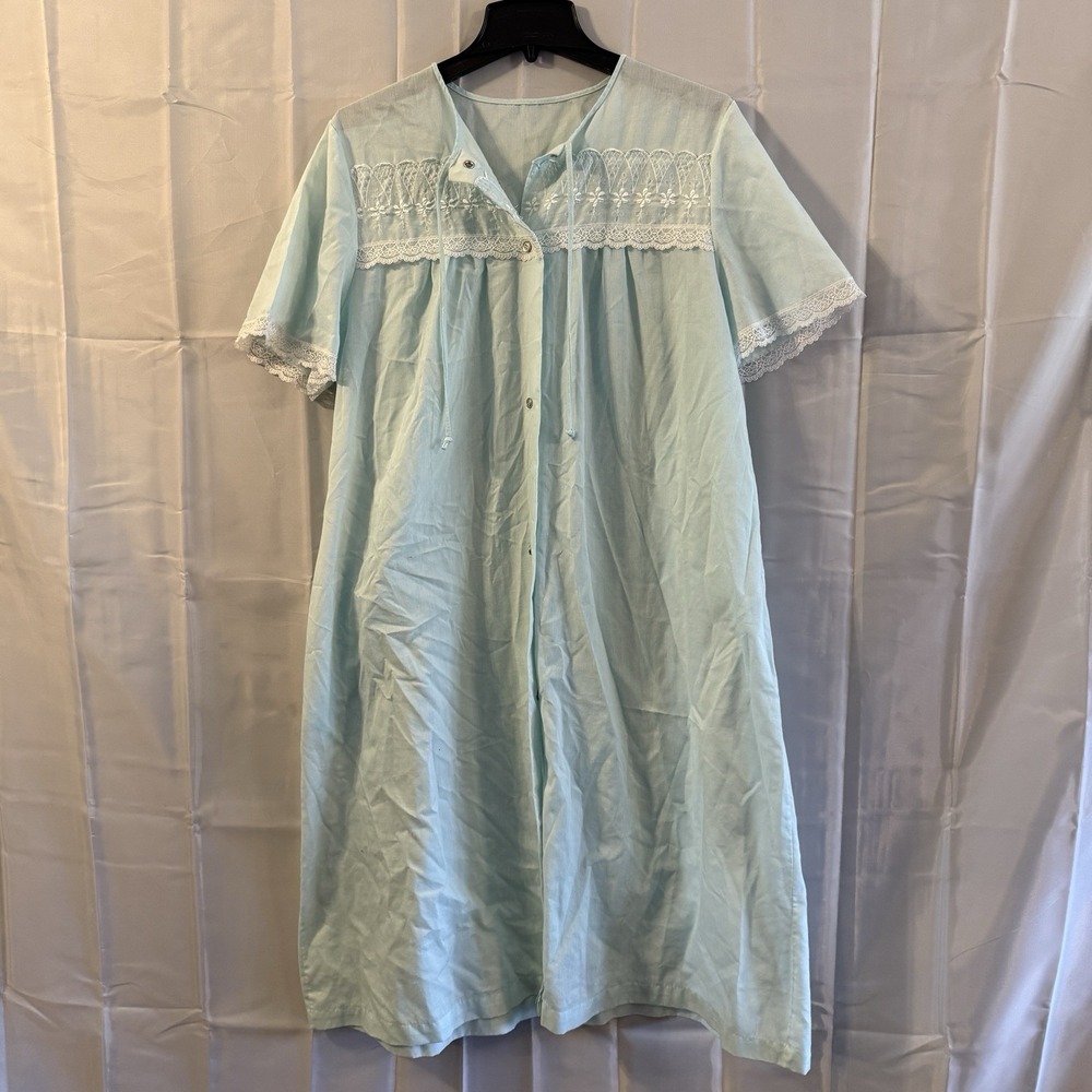 Womens Nightgown Delicate Lace Blue Pjs Grandma Snap House Coat L cottagecore